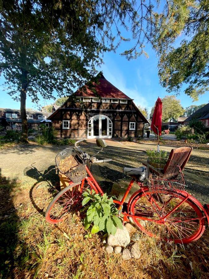 Ferien- und Reitsport Hotel Brunnenhof Suhlendorf Exterior foto